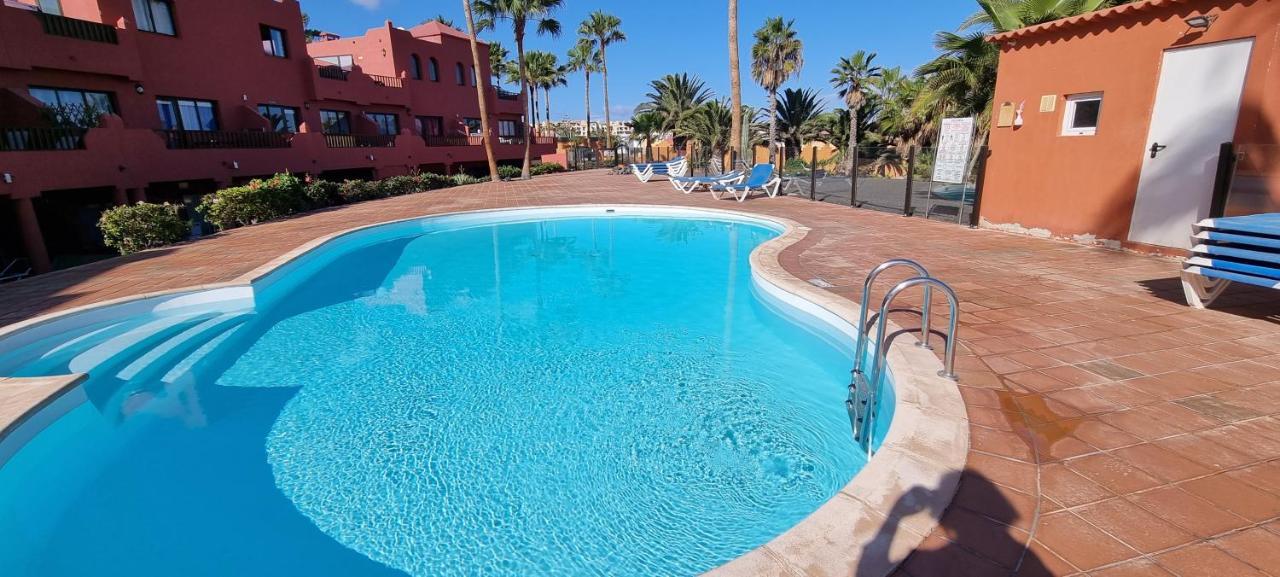 Oasis Royal 3 Piscinas Apartment คอร์ราเลโฮ ภายนอก รูปภาพ